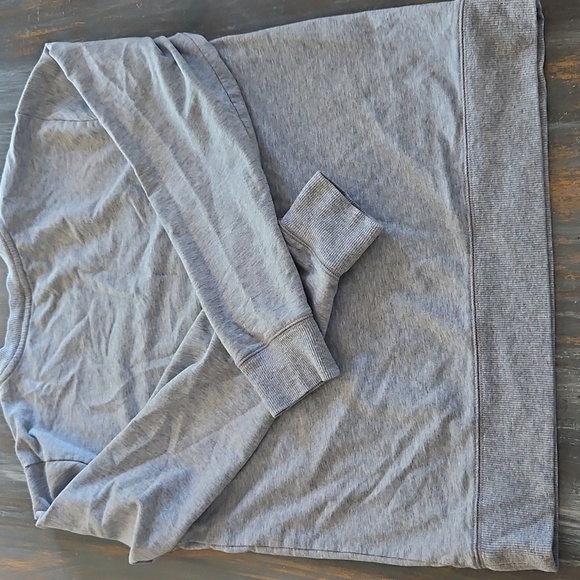 Michael Kors Small Gray Sweatshirt with Silver Studded Logo - Picture 9 of 10